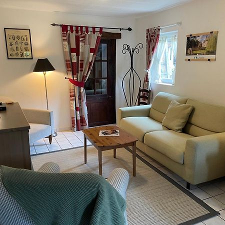 Maison De Jardin - Confort, Commodite, Bien Equipe Livarot-Pays-d'Auge ภายนอก รูปภาพ