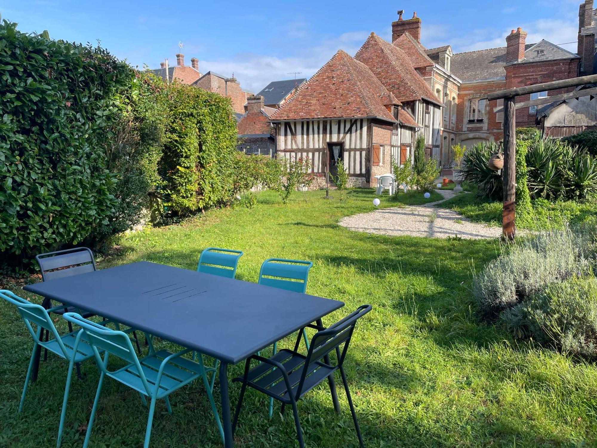Maison De Jardin - Confort, Commodite, Bien Equipe Livarot-Pays-d'Auge ภายนอก รูปภาพ